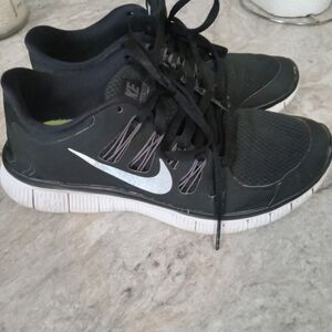 Nike Women's Black Running Shoes